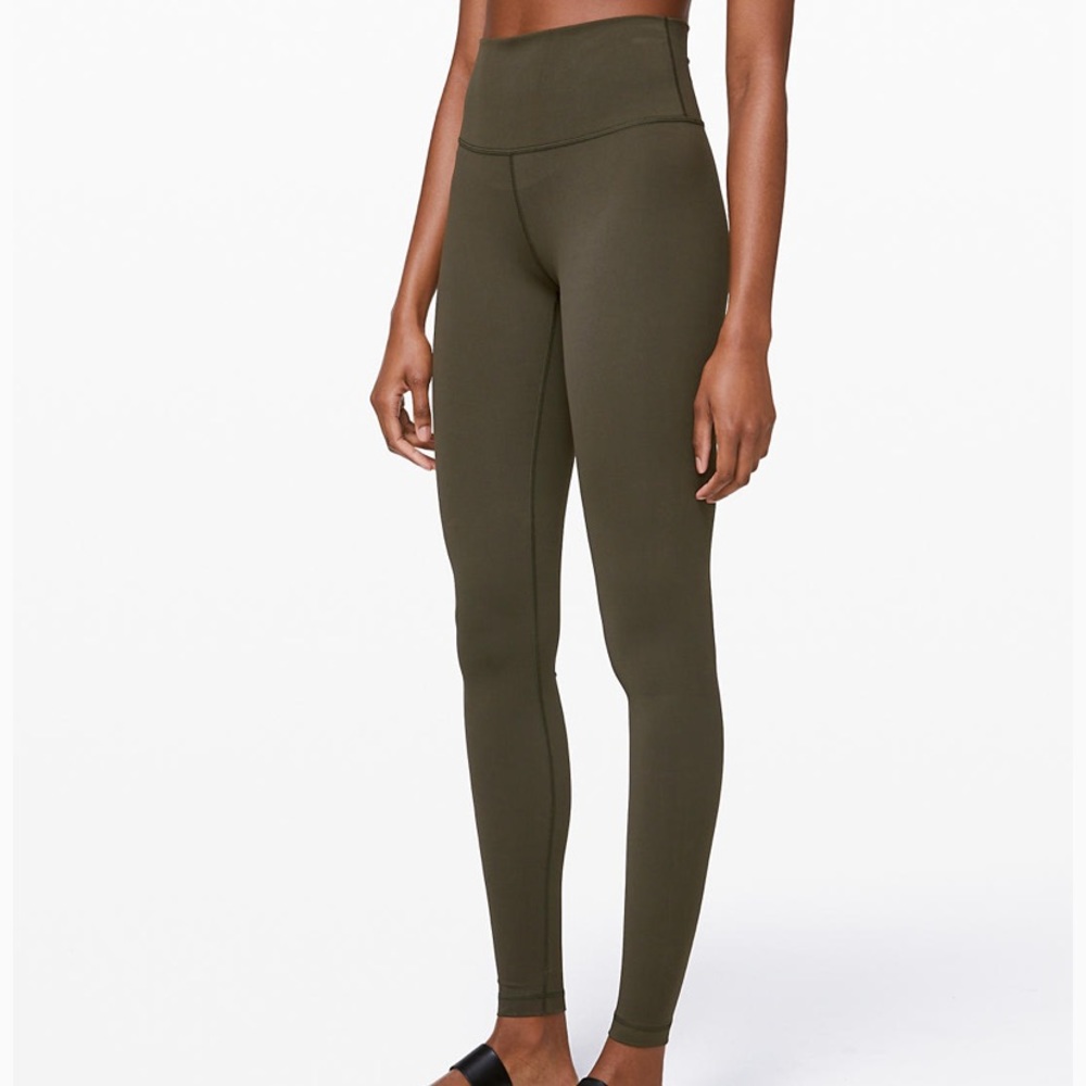 Lululemon Wunder under leggings